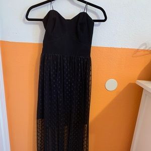 Sweetheart strapless black dress